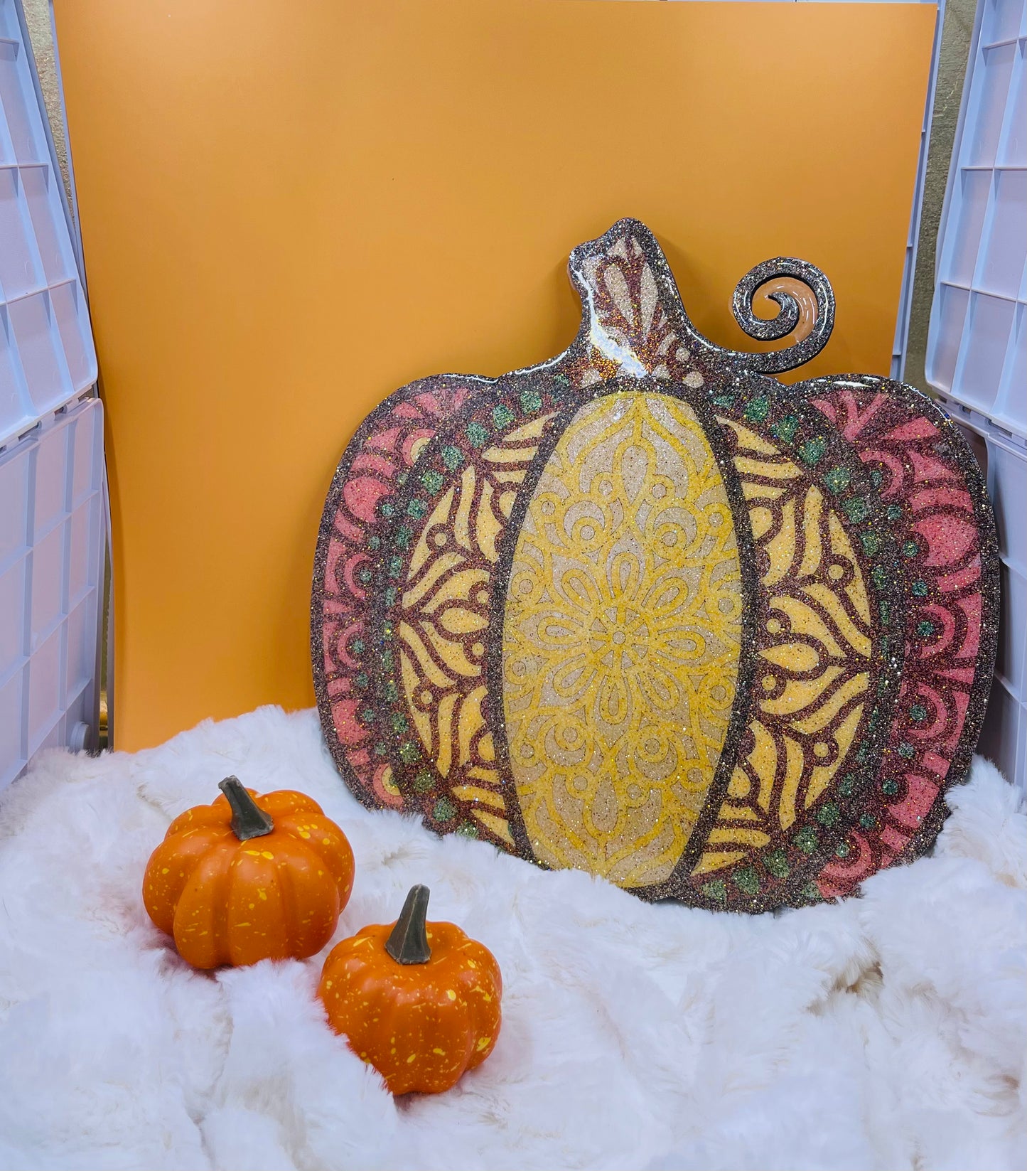 Resin Glitter Mandala Pumpkin