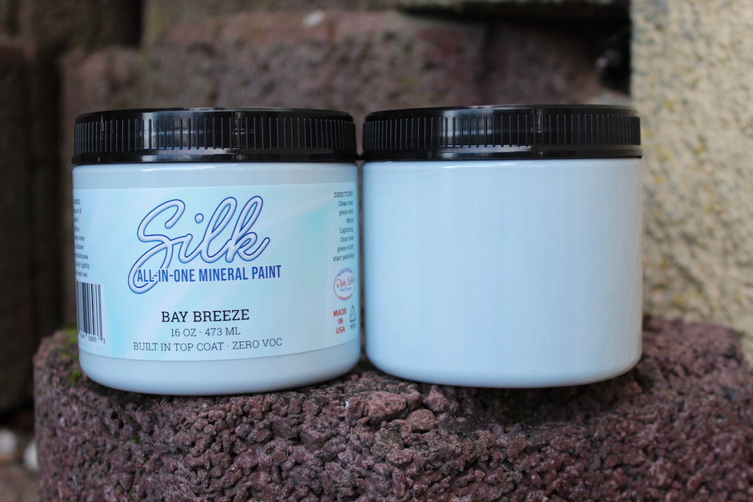 Dixie Belle “Bay Breeze” Silk Paint