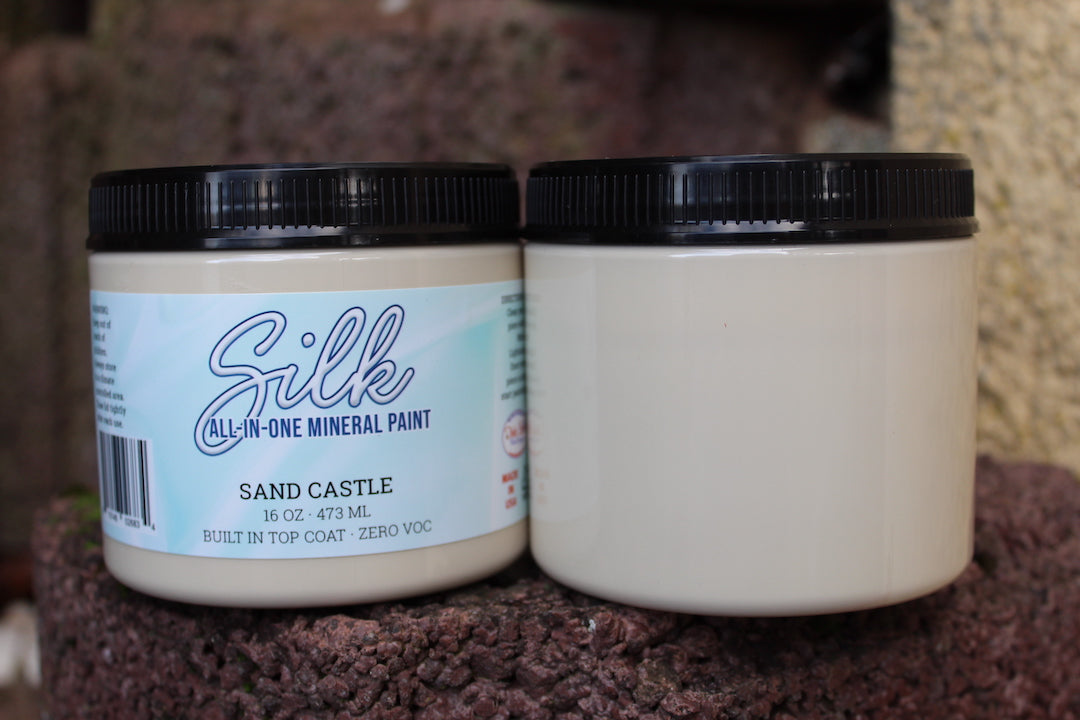 Dixie Belle “Sand Castle” Silk Paint