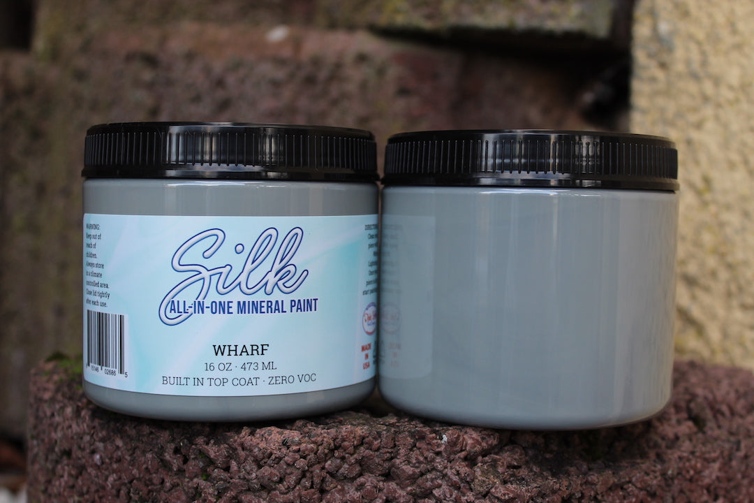 Dixie Belle “Wharf” Silk Paint