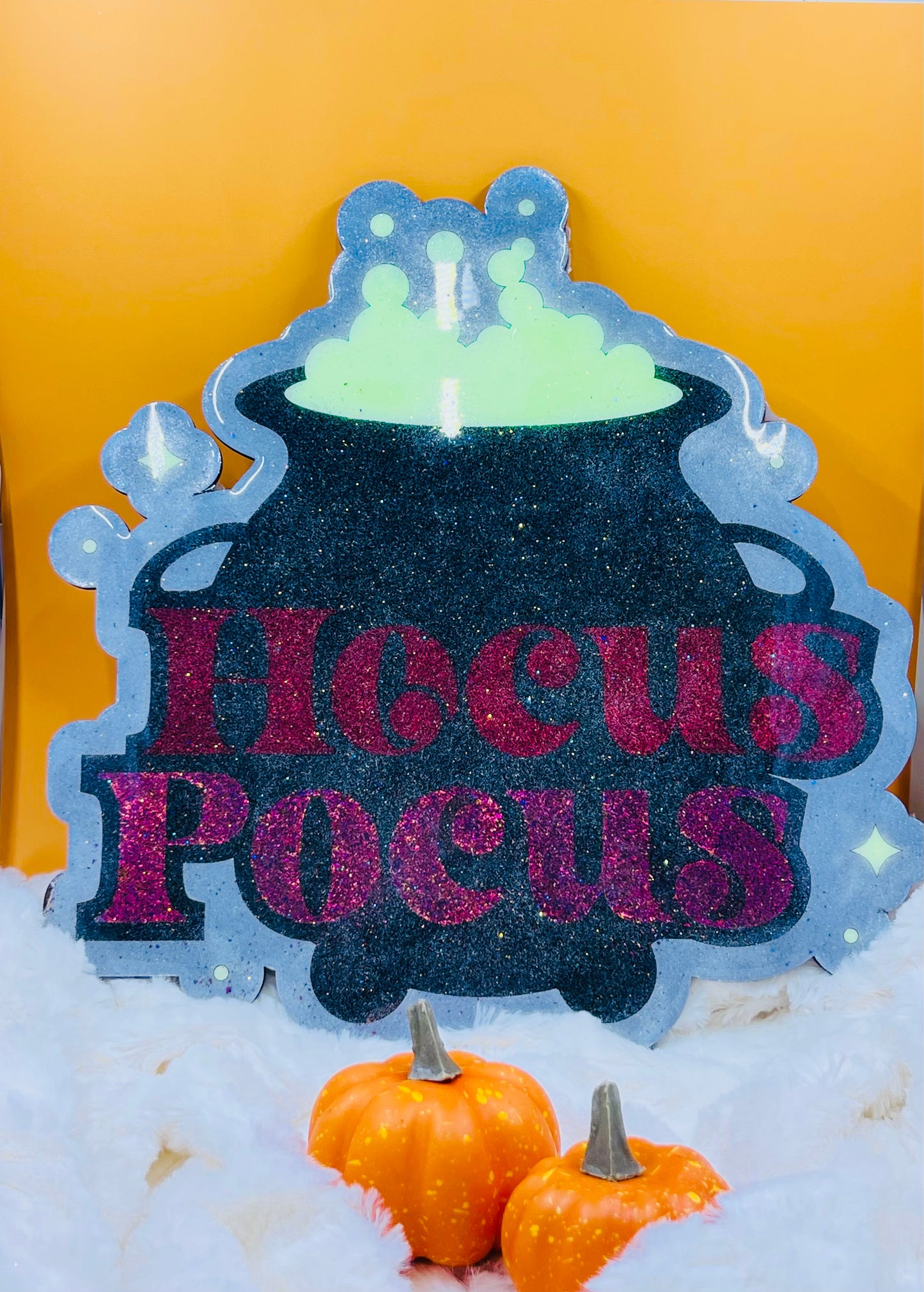 Resin Glitter “Hocus Pocus” Cauldron