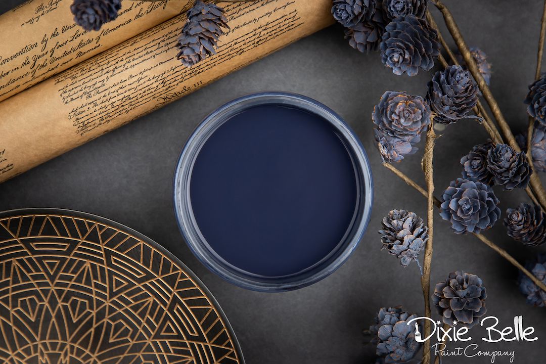 Dixie Belle “In The Navy" Chalk Mineral Paint
